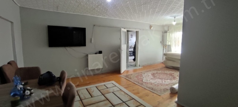 Karayolları Palandöken Satılık Daire |  2+1 Oda | 120M2 1.800.000Tl  Krediye Uygun  | 4. Kat | Kombi | 1 Banyo | 2 Yatak Odası Resim-2