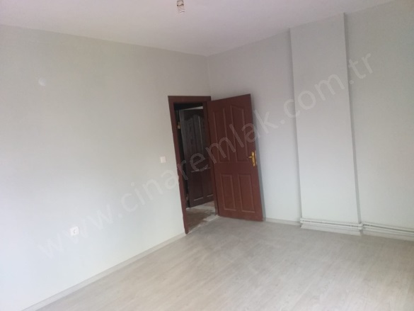 Murat Paşa Yakutiye Kiralık Daire |  2+1 Oda | 110M2 Aylık 9.000Tl | 4. Kat | Kombi | 1 Banyo Resim-3