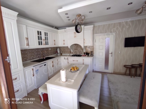 Yıldızkent Palandöken Satılık Villa |  4+1 Oda | 256M2 13.950.000Tl  Krediye Uygun  | Villa | Kombi | 3 Banyo Resim-3