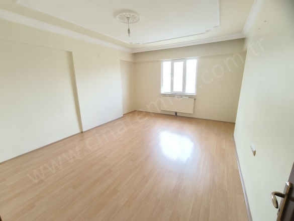 Şükrüpaşa Yakutiye Satılık Daire |  3+1 Oda | 175M2 3.250.000Tl  Krediye Uygun  | 4. Kat | Kombi | 2 Banyo Resim-5