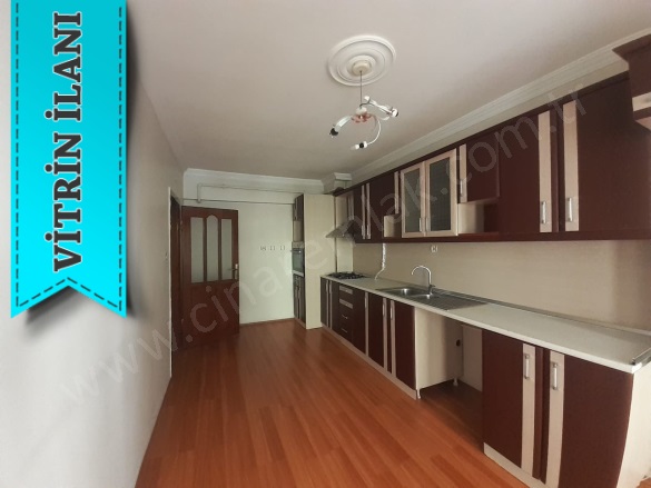 Çaykara Yakutiye Satılık Daire |  3+1 Oda | 170M2 2.750.000Tl | 2. Kat | Kombi | 2 Banyo Resim-1