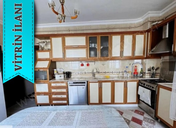 Ömer Nasuhi Bilmen.Mah Yakutiye Satılık Daire |  4+1 Oda | 210M2 3.990.000Tl  Krediye Uygun  | 3. Kat | Kombi | 2 Banyo Resim-2