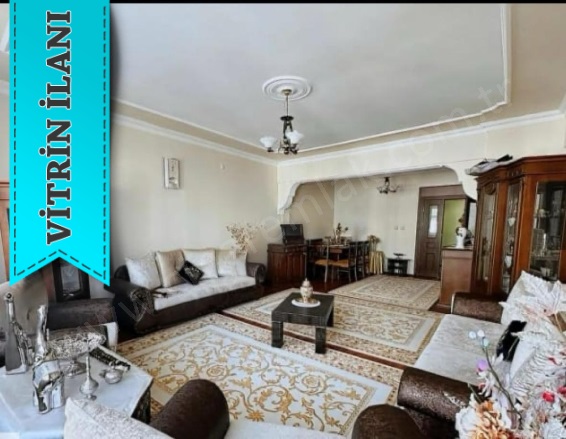 Ömer Nasuhi Bilmen.Mah Yakutiye Satılık Daire |  4+1 Oda | 210M2 3.990.000Tl  Krediye Uygun  | 3. Kat | Kombi | 2 Banyo Resim-4