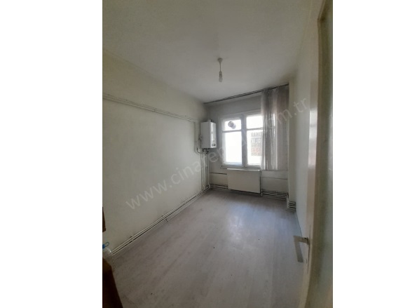 Bosna Caddesi Yakutiye Kiralık Daire |  2+1 Oda | 110M2 Aylık 10.000Tl | 1. Kat | Kombi | 1 Banyo Resim-3