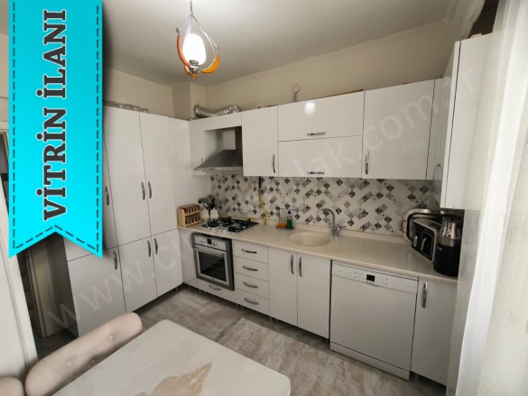 Çaykara Yakutiye Satılık Daire |  3+1 Oda | 155M2 2.130.000Tl  Krediye Uygun  | 6. Kat | Merkezi Isınma | 1 Banyo Resim-1