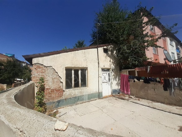 Yunusemre Palandöken Satılık Müstakil Ev |  3+1 Oda |1.490.000Tl | Müstakil | Soba | 1 Banyo Resim-4