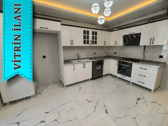 Murat Paşa Yakutiye Satılık Daire |  3+1 Oda | 160M2 5.150.000Tl  Krediye Uygun  | 6. Kat | Merkezi Isınma | 2 Banyo Resim-2