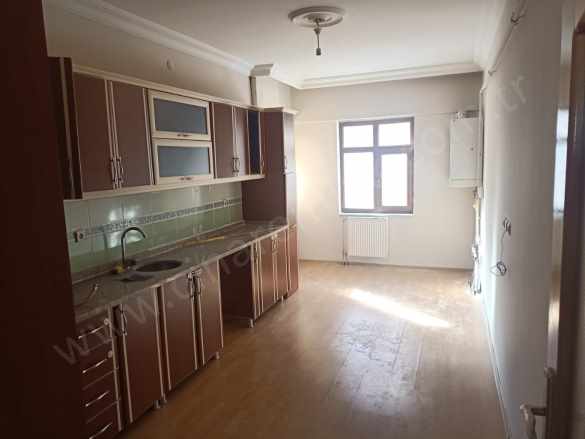 Kayakyolunda içi Full Yapılı Asansörlü 3+1 Kiralık Daire Çınardan ilan No:4968 Palandöken Yunusemre