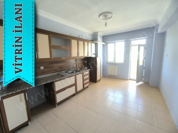 Yenişehir Palandöken Kiralık Daire |  3+1 Oda | 180M2 Aylık 19.000Tl | 1. Kat | Kombi | 2 Banyo Resim-1