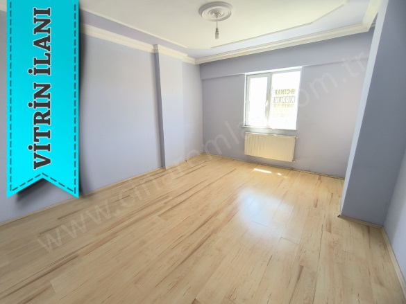 Yenişehir Palandöken Kiralık Daire |  3+1 Oda | 180M2 Aylık 19.000Tl | 1. Kat | Kombi | 2 Banyo Resim-3