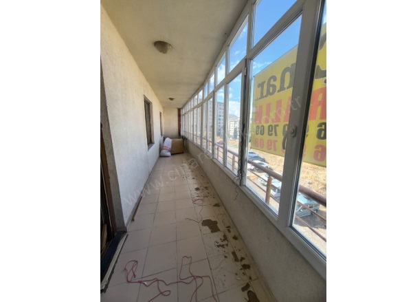 Bosna Caddesi Yakutiye Kiralık Daire |  3+1 Oda | 170M2 Aylık 20.000Tl | 2. Kat | Merkezi Isınma | 2 Banyo Resim-5