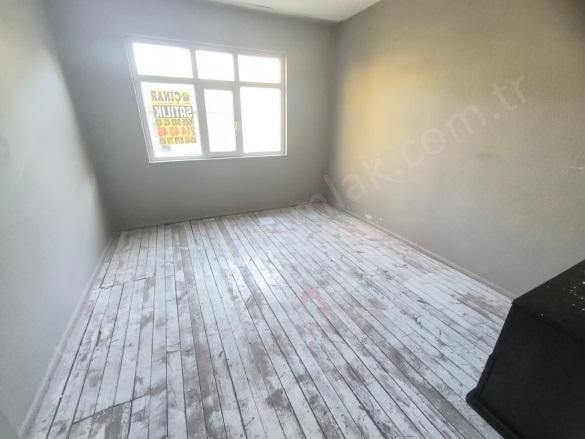 Abdurrahman Gazi Palandöken Satılık Daire |  2+1 Oda | 110M2 950.000Tl  Krediye Uygun  | 2. Kat | Soba | 1 Banyo Resim-2