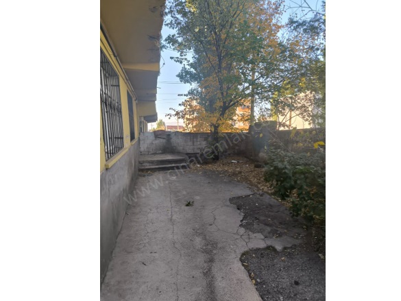 Abdurrahman Gazi Palandöken Satılık Daire |  2+1 Oda | 110M2 950.000Tl  Krediye Uygun  | 2. Kat | Soba | 1 Banyo Resim-3