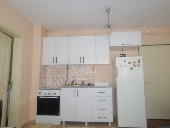 Hilalkent Yakutiye Satılık Daire |  1+1 Oda | 80M2 1.100.000Tl  Krediye Uygun  Eşyalı  | 2. Kat | Kombi | 1 Banyo | 1 Yatak Odası Resim-2