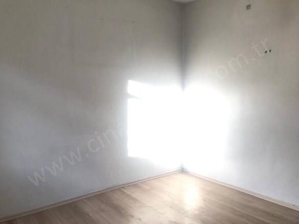 Yunusemre Palandöken Satılık Daire |  3+1 Oda | 100M2 799.000Tl  Krediye Uygun  | 1. Kat | Soba Resim-4