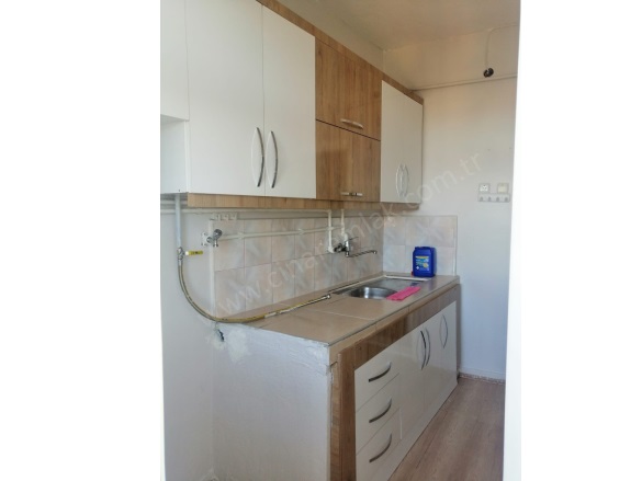 Karayolları Palandöken Kiralık Daire |  3+1 Oda | 135M2 Aylık 8.000Tl | 4. Kat | Kombi | 1 Banyo Resim-3