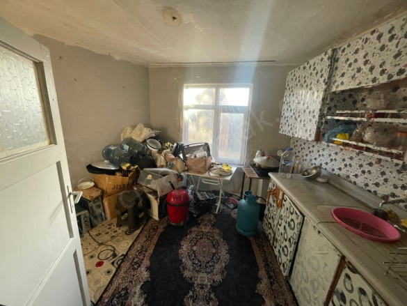 Rabia Ana Yakutiye Satılık Daire |  2+1 Oda | 80M2 660.000Tl  Krediye Uygun  | 1. Kat | Soba | 1 Banyo Resim-1