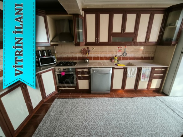 Şükrüpaşa Yakutiye Satılık Daire |  3+1 Oda | 170M2 3.200.000Tl  Krediye Uygun  | 7. Kat | Kombi | 2 Banyo Resim-3