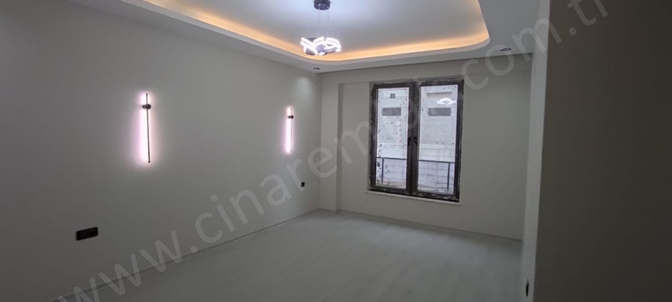 Rabia Ana Yakutiye Satılık Daire |  4+1 Oda | 180M2 7.000.000Tl  Krediye Uygun  | 1. Kat | Merkezi Isınma | 2 Banyo Resim-4
