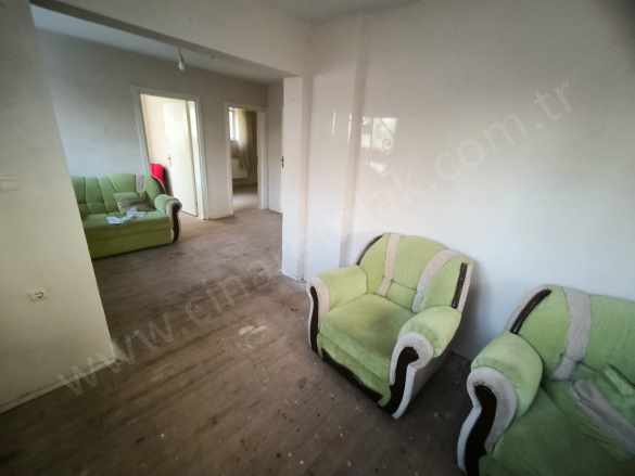 Yunusemrede Kombili Kiralık Daire Çınardan ilan No:5149 3+1 Palandöken