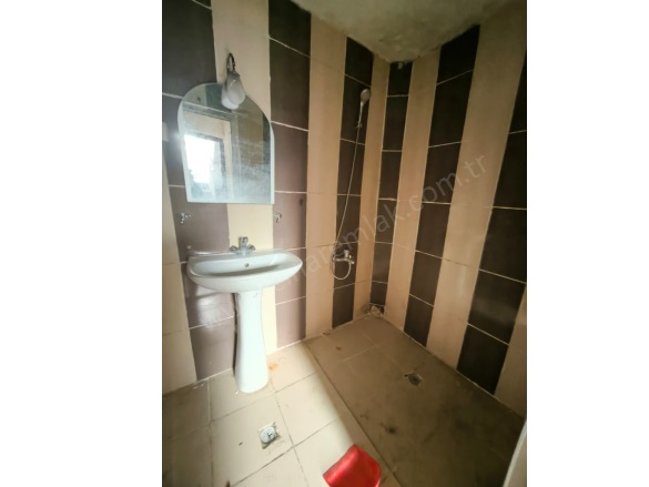 Yunusemre Palandöken Kiralık Daire |  3+1 Oda | 125M2 Aylık 4.000Tl | Bodrum | Kombi | 1 Banyo Resim-4