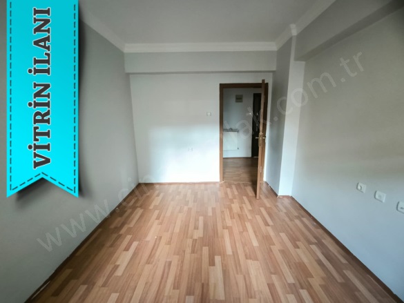 Köşk Mahallesi. Yakutiye Satılık Daire |  3+1 Oda | 155M2 1.850.000Tl  Krediye Uygun  | 1. Kat | Kombi | 1 Banyo Resim-3