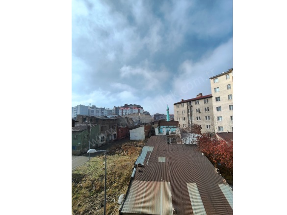 Rabia Ana Yakutiye Satılık Daire |  2+1 Oda | 130M2 690.000Tl | 3. Kat | Soba | 1 Banyo Resim-4