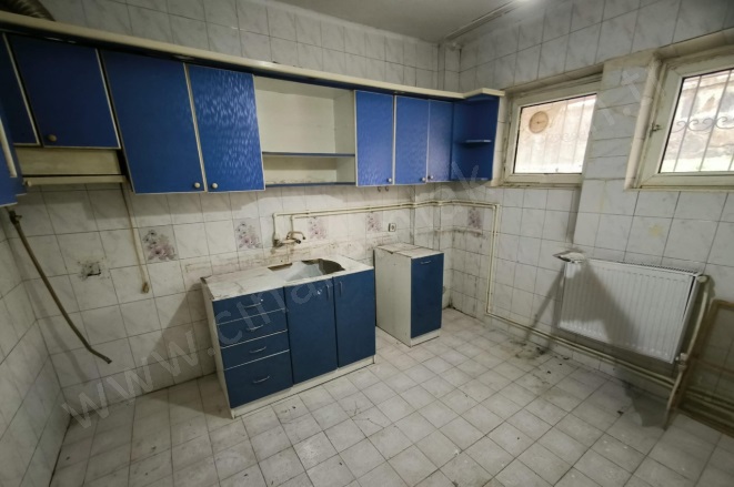 Rabia Ana Yakutiye Satılık Daire |  3+1 Oda | 160M2 1.050.000Tl | Bodrum | Kombi | 1 Banyo Resim-1