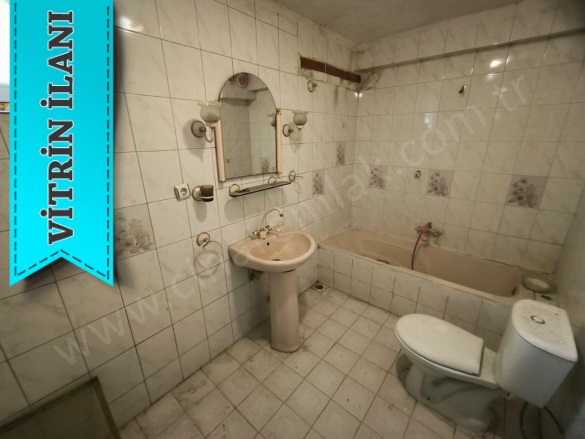 Rabia Ana Yakutiye Satılık Daire |  3+1 Oda | 160M2 1.050.000Tl | Bodrum | Kombi | 1 Banyo Resim-4