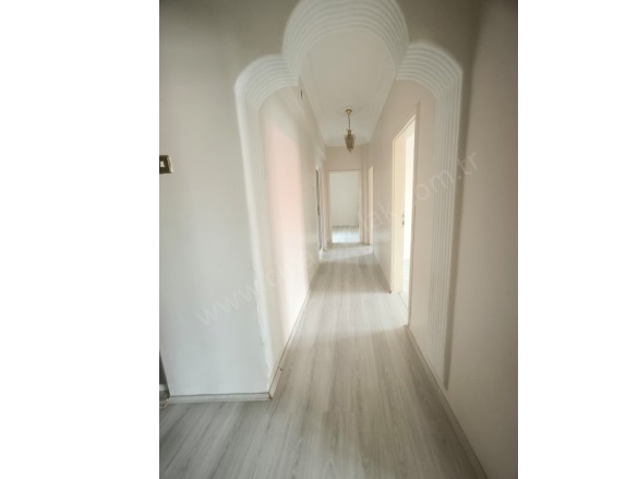 Yoncalık Yakutiye Kiralık Daire |  3+1 Oda | 165M2 Aylık 11.000Tl | 4. Kat | Merkezi Isınma | 1 Banyo Resim-3