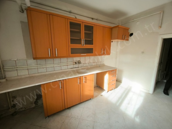 Abdurrahman Gazi Palandöken Satılık Daire |  3+1 Oda | 130M2 1.000.000Tl | Bodrum | Merkezi Isınma | 1 Banyo Resim-1