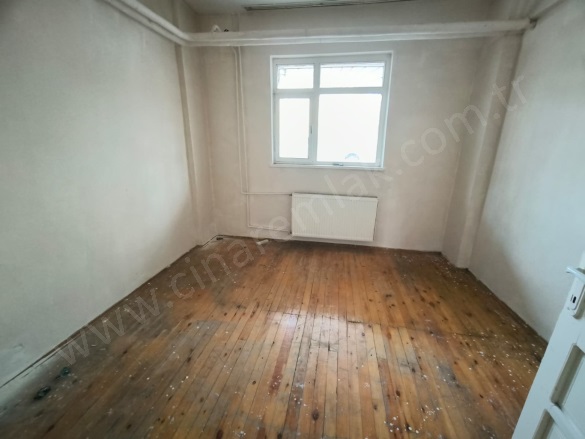 Abdurrahman Gazi Palandöken Satılık Daire |  3+1 Oda | 130M2 1.100.000Tl | Bodrum | Merkezi Isınma | 1 Banyo Resim-4