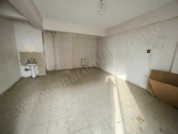 Şehir Merkezinde Ana Yola Cepheli 45M² Kiralık Depo işyeri Çınardan ilan No:5228 1 Yakutiye Rabia