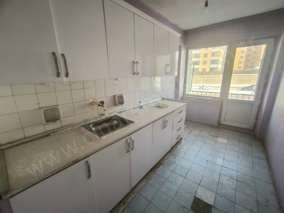 Karayolları Palandöken Kiralık Daire |  2+1 Oda | 110M2 Aylık 8.000Tl | 1. Kat | Soba | 1 Banyo Resim-2