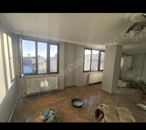 Merkez Yakutiye Satılık Daire |  3+1 Oda | 200M2 2.350.000Tl  Krediye Uygun  | 5. Kat | Kombi | 1 Banyo Resim-1