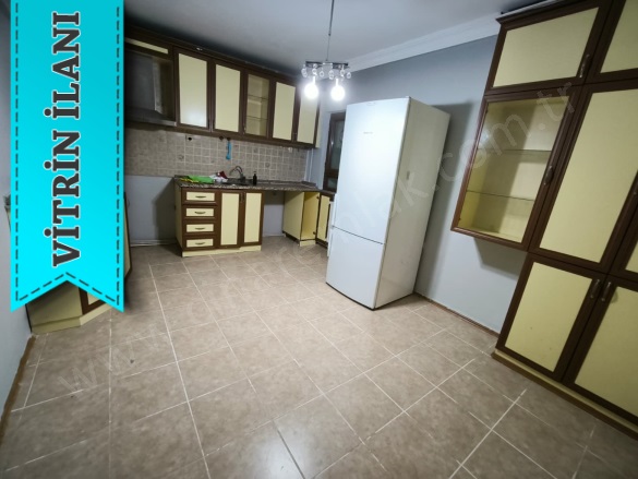 Merkez Yakutiye Satılık Daire |  3+1 Oda | 200M2 2.180.000Tl  Krediye Uygun  | 5. Kat | Kombi | 1 Banyo Resim-3