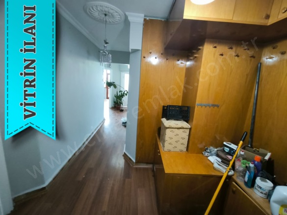 Merkez Yakutiye Satılık Daire |  3+1 Oda | 200M2 2.180.000Tl  Krediye Uygun  | 5. Kat | Kombi | 1 Banyo Resim-4