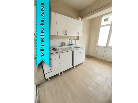 Rabia Ana Yakutiye Kiralık Daire |  3+1 Oda | 135M2 Aylık 13.000Tl Eşyalı  | 3. Kat | Kombi | 1 Banyo Resim-4