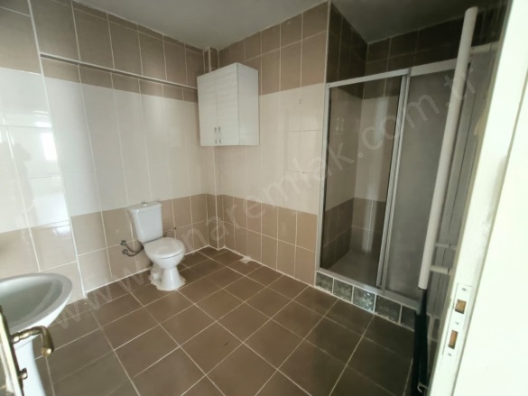 Kayakyolu Palandöken Kiralık Daire |  3+1 Oda | 155M2 Aylık 15.000Tl | 5. Kat | Merkezi Isınma | 2 Banyo Resim-4