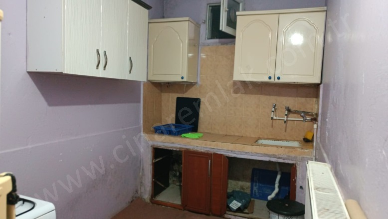 A.Köşk Palandöken Kiralık Daire |  3+1 Oda | 135M2 Aylık 7.000Tl Eşyalı  | 1. Kat | Kombi | 1 Banyo Resim-4