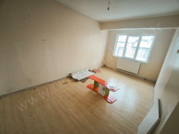 Abdurrahman Gazi Palandöken Satılık Daire |  2+1 Oda | 148M2 990.000Tl | 2. Kat | Kombi | 1 Banyo Resim-2