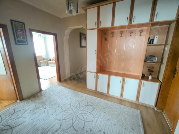 Yoncalık Yakutiye Kiralık Daire |  3+1 Oda | 180M2 Aylık 13.000Tl | 1. Kat | Kombi | 2 Banyo Resim-5