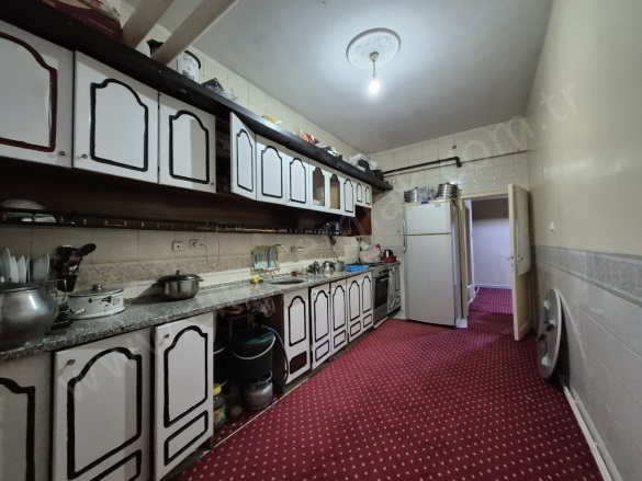 Rabia Ana Yakutiye Satılık Daire |  3+1 Oda | 155M2 1.050.000Tl | Bodrum | Merkezi Isınma | 1 Banyo Resim-3