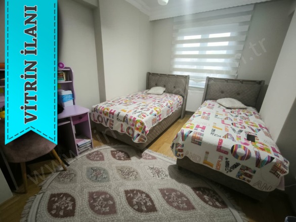 Yenişehir Palandöken Satılık Daire |  4+1 Oda | 230M2 4.600.000Tl  Krediye Uygun  | 3. Kat | Kombi | 2 Banyo Resim-3