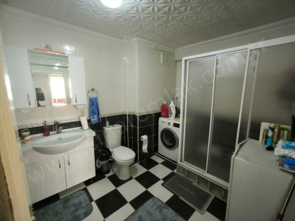 Terminal Yakutiye Satılık Daire |  3+1 Oda | 180M2 3.196.000Tl  Krediye Uygun  | 5. Kat | Merkezi Isınma | 1 Banyo Resim-5