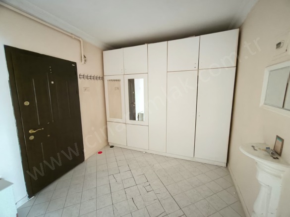 Rabia Ana Yakutiye Kiralık Daire |  3+1 Oda | 165M2 Aylık 12.000Tl | 4. Kat | Kombi | 1 Banyo Resim-5