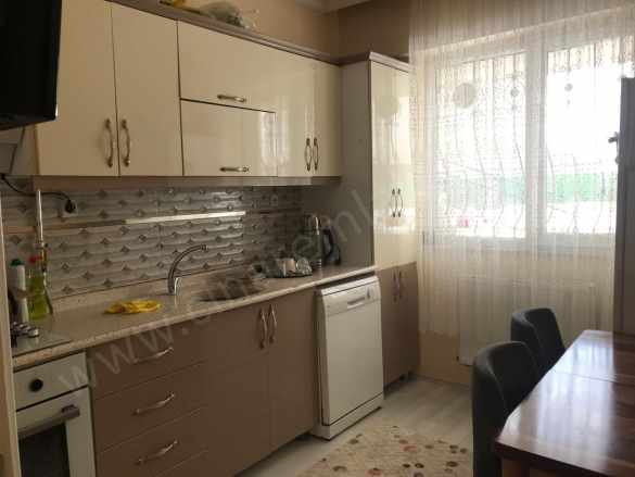 Kayakyolunda Satılık Daire Full Yapılı 3+1 Site içi Bodrum Kat Çınardan ilan No: 5331 Palandöken