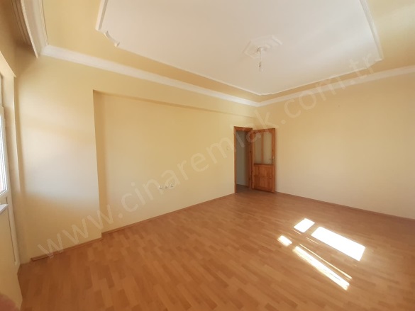 Yıldızkent Palandöken Kiralık Daire |  3+1 Oda | 165M2 Aylık 20.000Tl | 4. Kat | Kombi | 2 Banyo Resim-4