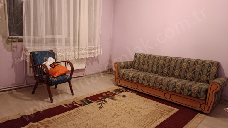 - Horasan Kiralık Daire |  3+1 Oda | 120M2 Aylık 7.000Tl Eşyalı  | 1. Kat | Kombi | 1 Banyo Resim-3