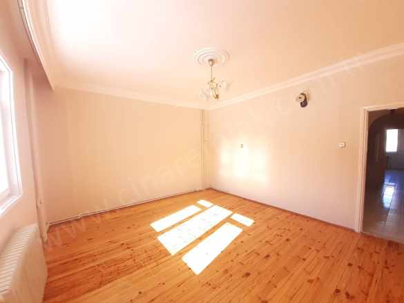 Yıldızkentte Full Yapılı Ara Kat Kiralık Daire Çınardan ilan No: 5356 3+1 Palandöken